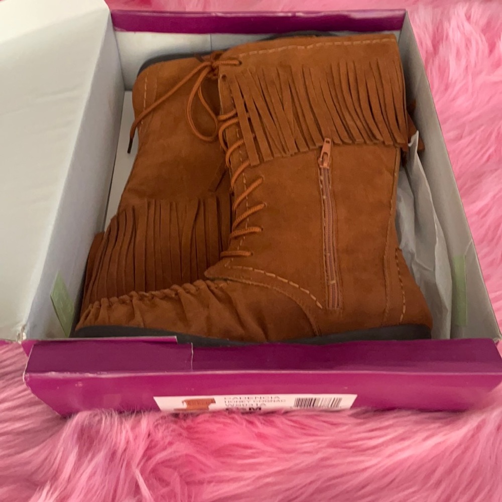 fringe boots and vest